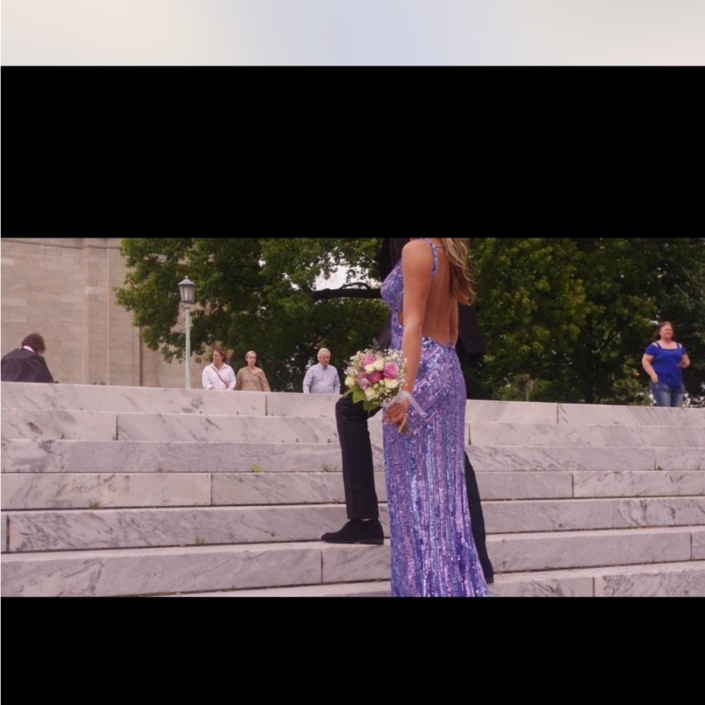Sherri Hill prom dress - Picture 3 of 8